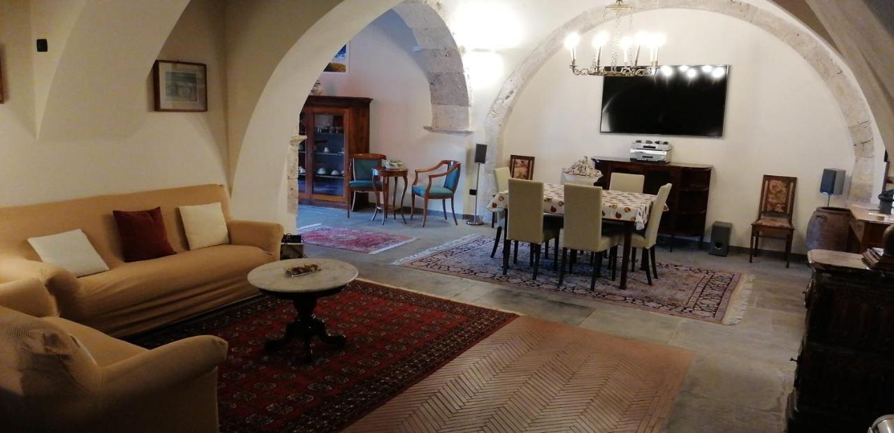 Hotel Il Palazzotto Isernia Esterno foto