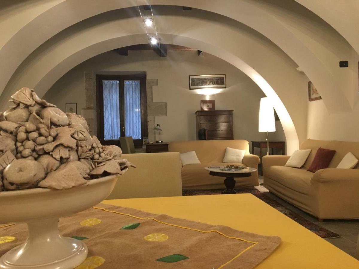 Hotel Il Palazzotto Isernia Esterno foto